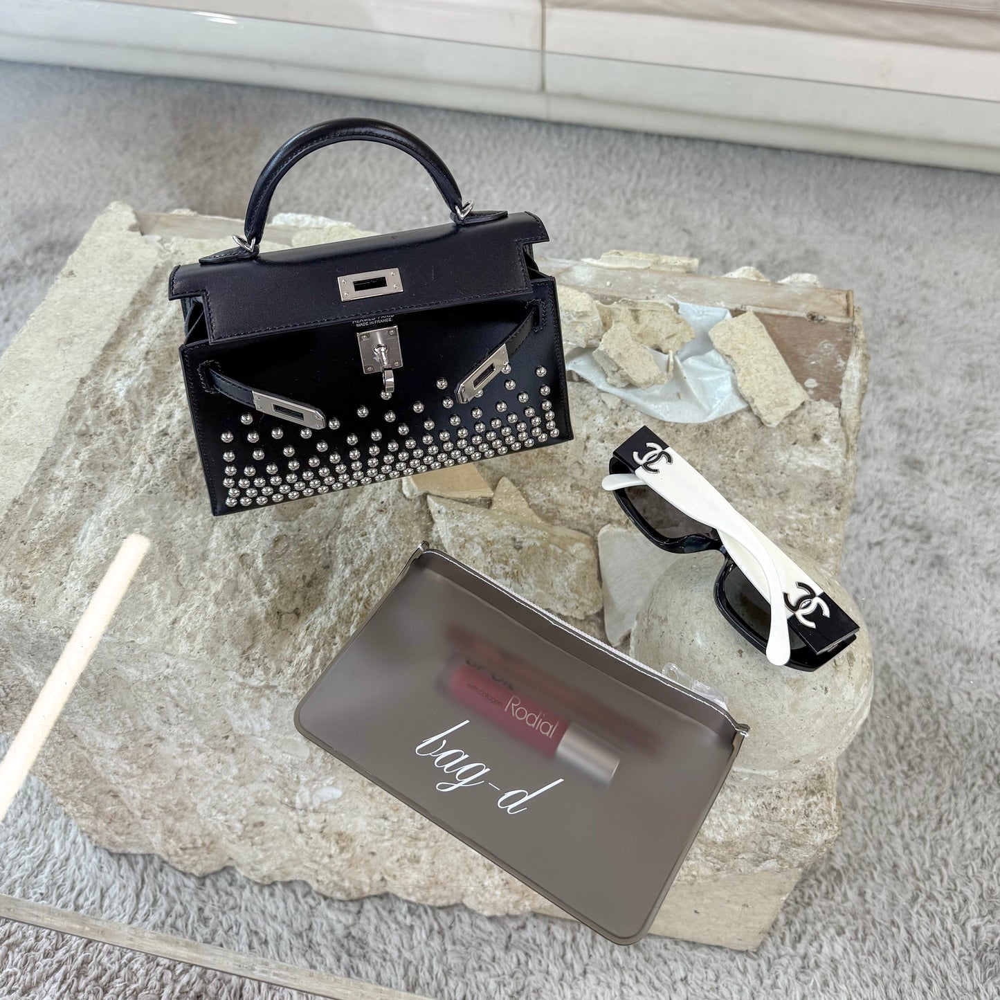 The Everything Pouch Grey