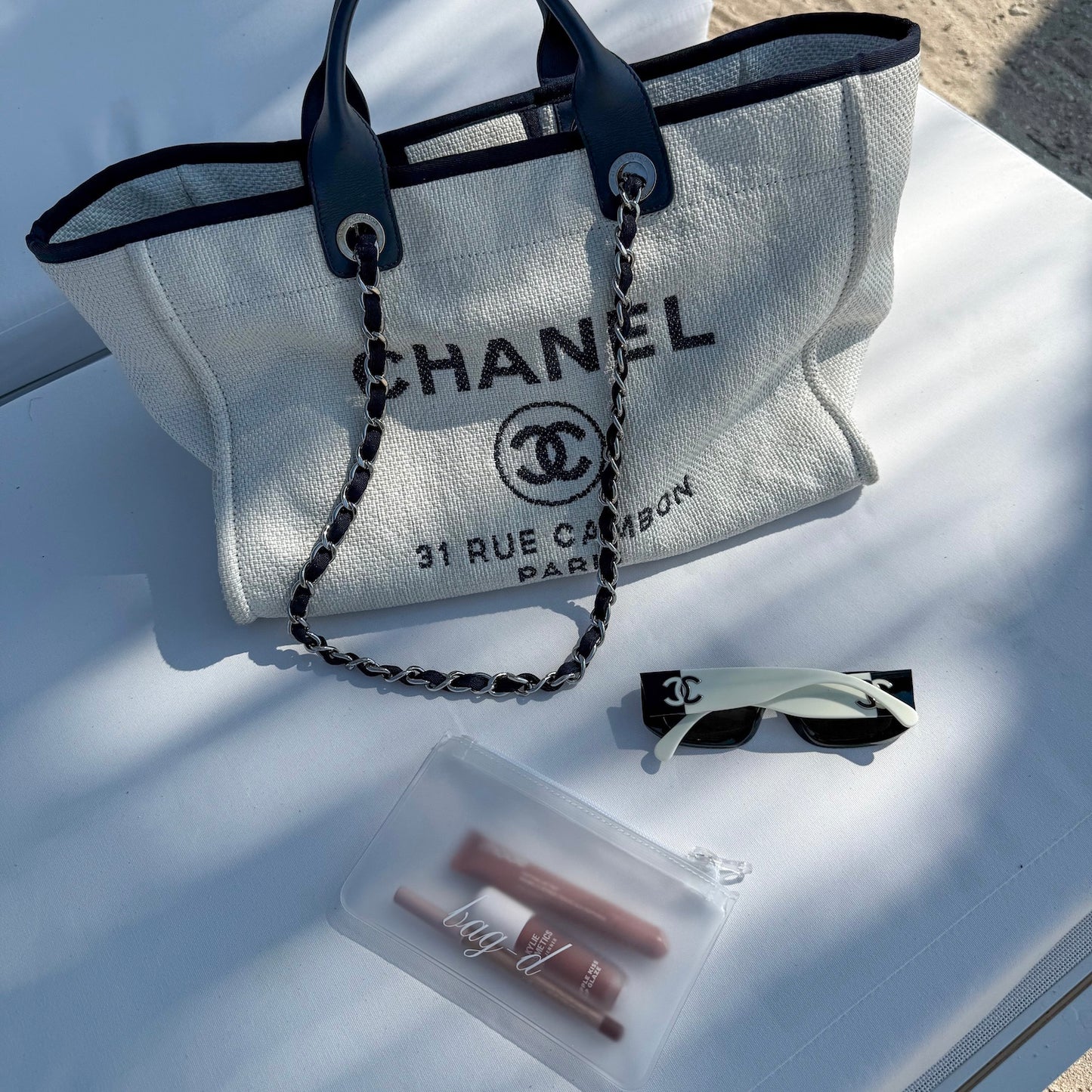 The Everything Pouch Frosted